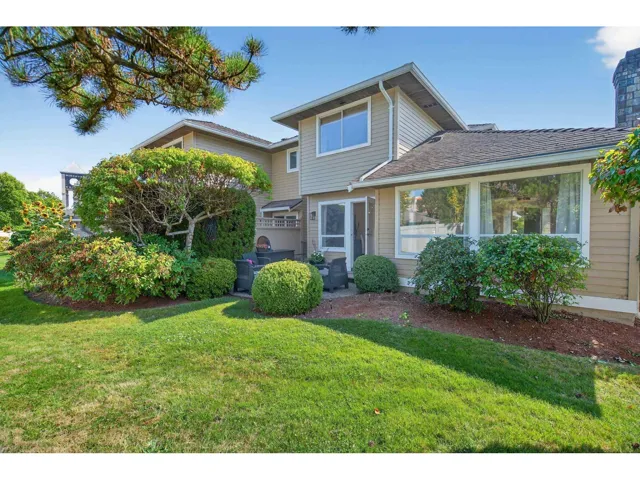 116 15121 19 AVENUE, Surrey, British Columbia V4A8J4