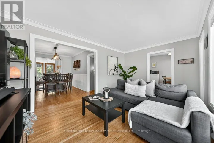 76 FREEMAN AVENUE, Guelph (Riverside Park), Ontario N1H4T3
