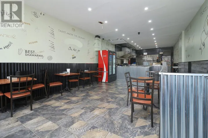3023 BATHURST STREET, Toronto (Bedford Park-Nortown), Ontario M6B3B5