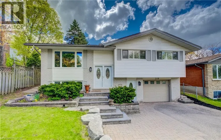 209 WILLOWDALE Avenue, Waterloo, Ontario N2J3M2