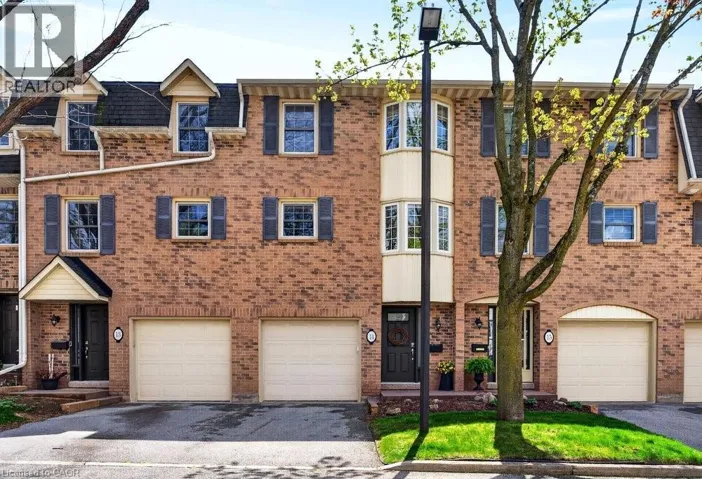 1351 ONTARIO Street Unit# 14, Burlington, Ontario L7S1E9