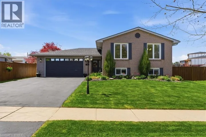 139 BRANLYN Crescent, Brantford, Ontario N3P1Z9