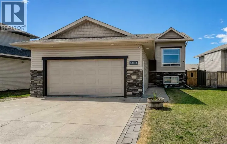 12718 105 Street, Grande Prairie, Alberta T8V2N3