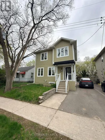 11 UNO DRIVE, Toronto (Stonegate-Queensway), Ontario M8Z3N7