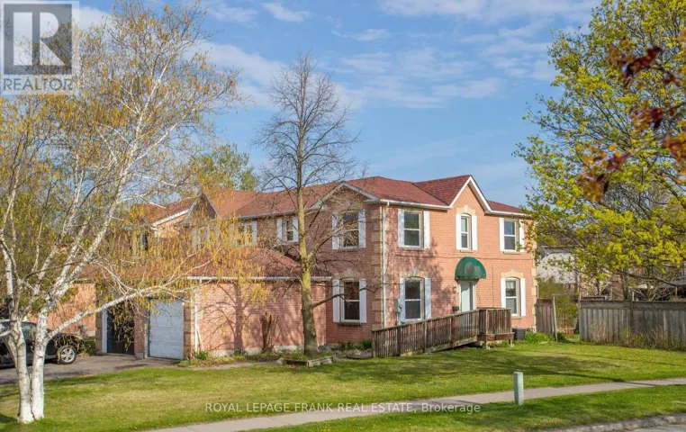 90 HILLHURST CRESCENT, Clarington (Courtice), Ontario L1E2A3