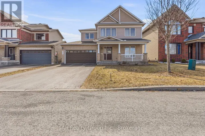 400 NESTLETON STREET, Ottawa, Ontario K4A0W2