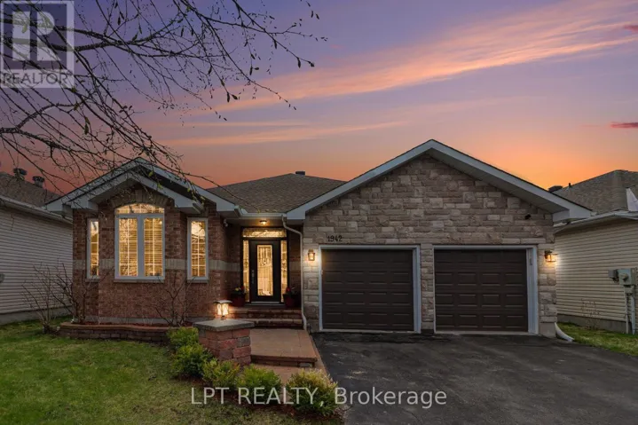 1942 CAPRIHANI WAY, Ottawa, Ontario K4A4R6