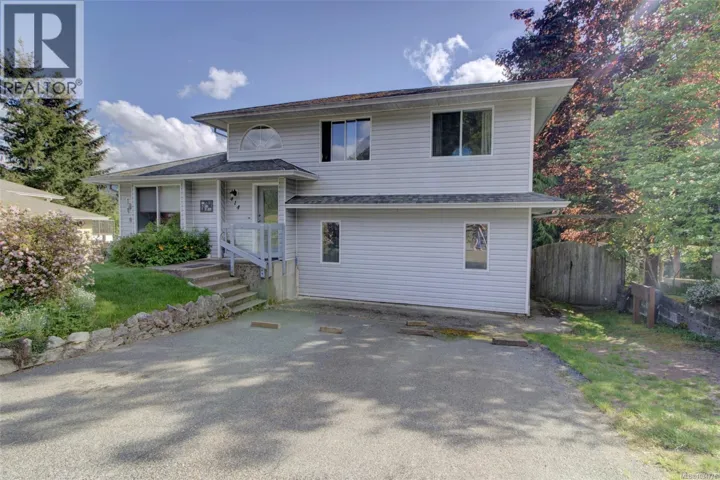 414 Donner Dr, Gold River, British Columbia V0P1G0