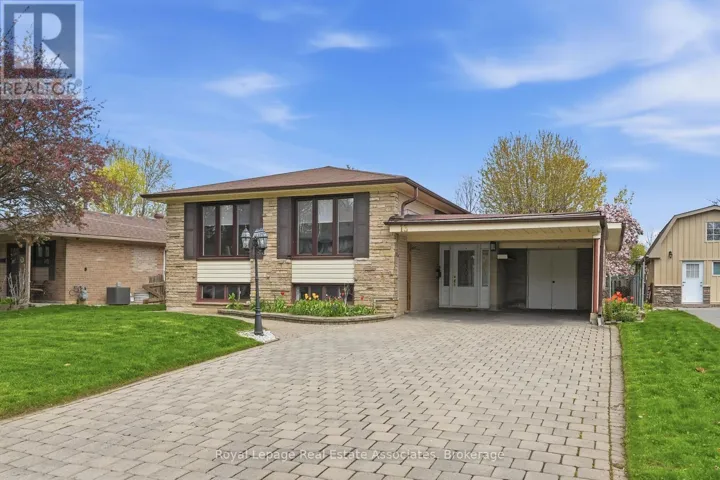 13 FERNDALE CRESCENT, Brampton (Brampton East), Ontario L6W1G1