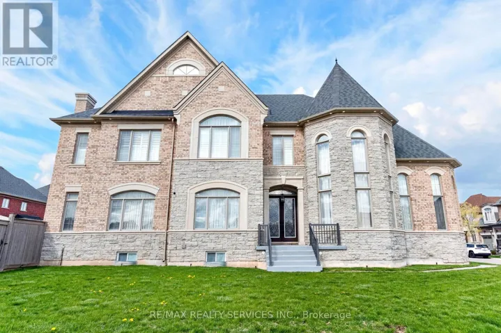 28 PENDERGAST COURT, Brampton (Toronto Gore Rural Estate), Ontario L6P4G7