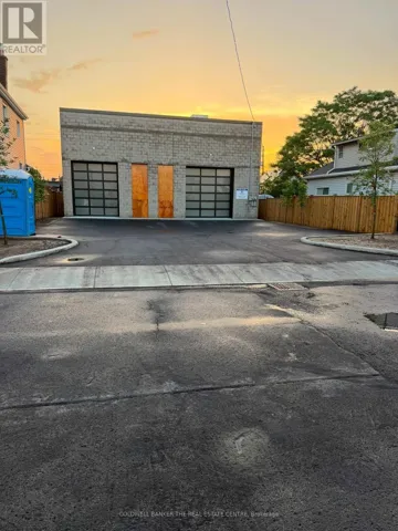 A & B - 389/391 AVONDALE STREET, Hamilton (Crown Point), Ontario L8L7C8