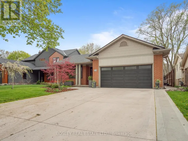 61 OCTOBER DRIVE, St. Catharines (Lakeshore), Ontario L2N6J4