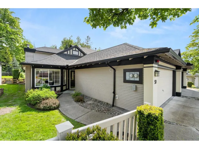 50 17917 68 AVENUE, Surrey, British Columbia V3S9C8