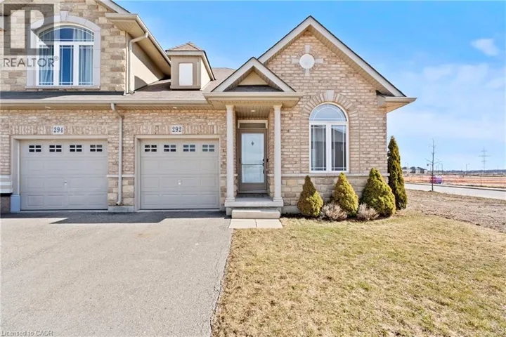 292 KEYSTONE Crescent, Hamilton, Ontario L0R1P0