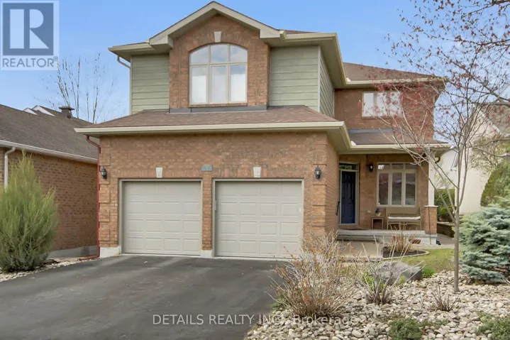 7 STONECROFT TERRACE, Ottawa, Ontario K2K2V1