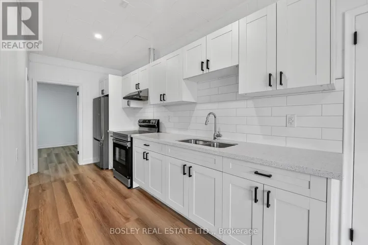 1 - 215 KING STREET, Niagara-on-the-Lake (Town), Ontario L0S1J0
