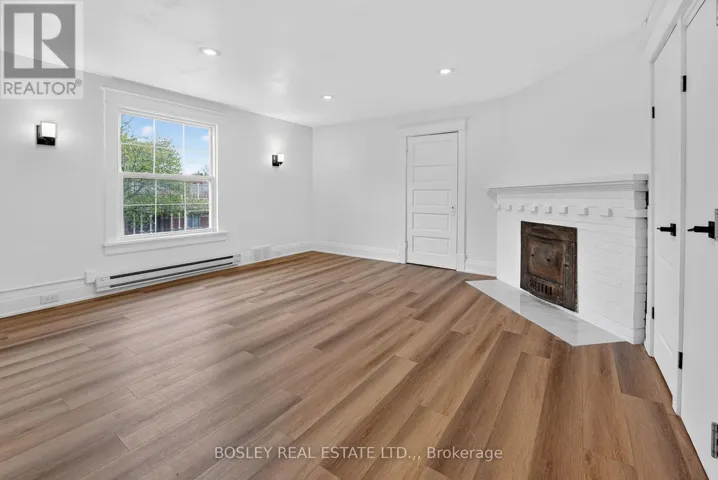 1 - 4 QUEEN STREET, Niagara-on-the-Lake (Town), Ontario L0S1J0