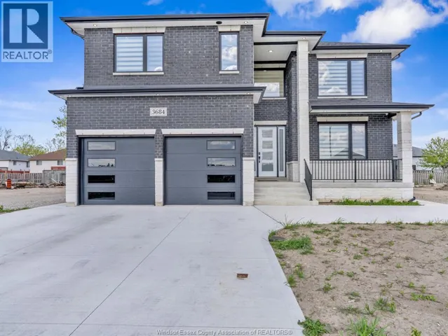 3684 SUTTON AVENUE, Windsor, Ontario N9E0B3