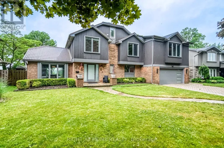 44 ROYAL HENLEY BOULEVARD, St. Catharines (Martindale Pond), Ontario L2N4S1