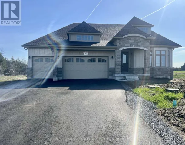 35 EAST VISTA TERRACE, Quinte West (Murray Ward), Ontario K0K1L0