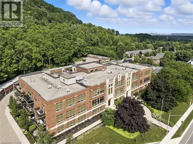 397 KING Street W Unit# 306, Dundas, Ontario L9H1W9