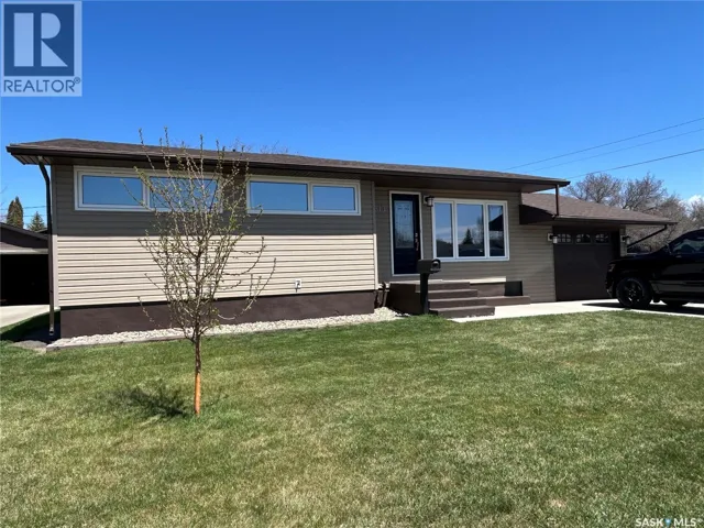 1613 Dieppe CRESCENT, Estevan, Saskatchewan S4A1W8