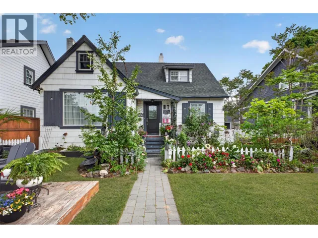 260 Lake Avenue, Kelowna, British Columbia V1Y5W7