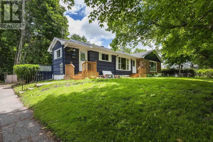 212 Marsters Avenue, Berwick, Nova Scotia B0P1E0