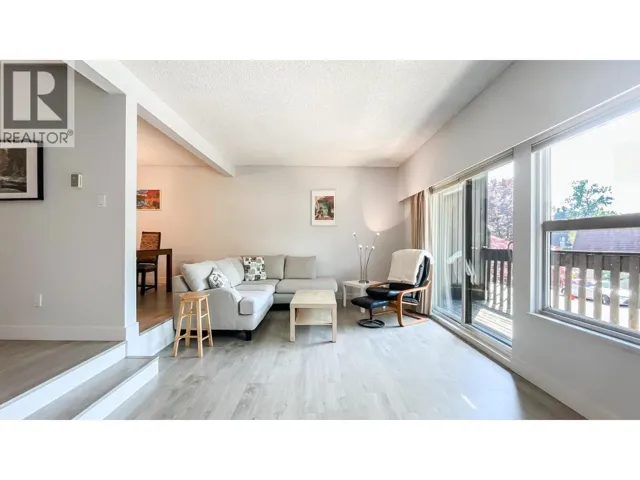 985 OLD LILLOOET ROAD, North Vancouver, British Columbia V7J3H6