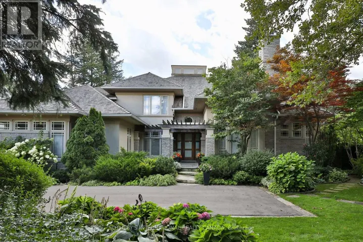 23 COUNTRY LANE, Toronto (Bridle Path-Sunnybrook-York Mills), Ontario M2L1E1