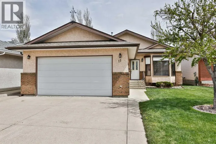 11 Cougar Road N, Lethbridge, Alberta T1H6H3