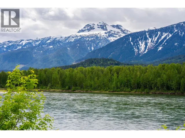 1311 Front Street, Revelstoke, British Columbia V0E2S0