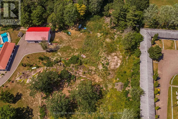 790 KING STREET W, Gananoque, Ontario K7G1H3