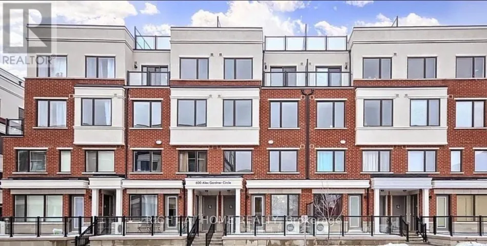 111 - 600 ALEX GARDNER CIRCLE, Aurora (Aurora Village), Ontario L4G3G5