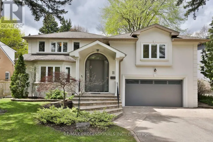 11 CRANLEIGH COURT, Toronto (Edenbridge-Humber Valley), Ontario M9A3Y2
