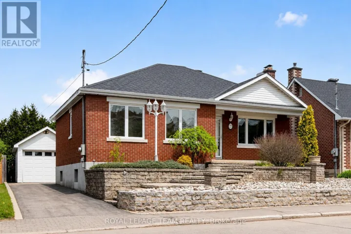 77 WEST PRESLAND ROAD, Ottawa, Ontario K1K2C2