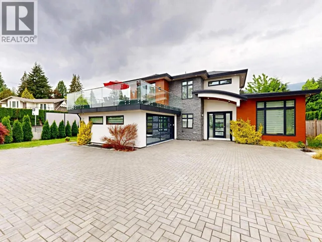 3560 HIGHLAND BOULEVARD, North Vancouver, British Columbia V7R2Y6