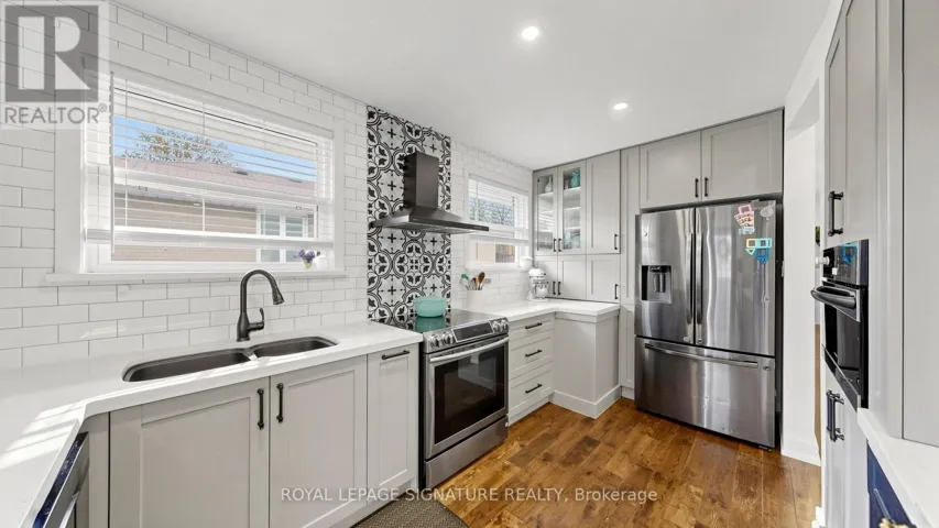 33 NEAPOLITAN DRIVE, Toronto (Bendale), Ontario M1P4B2