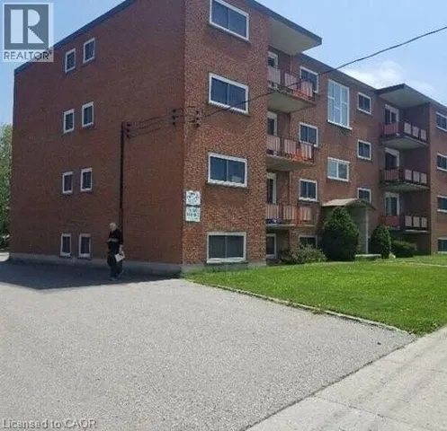 12 WESTMOUNT Road W Unit# 9, Kitchener, Ontario N2M1R5