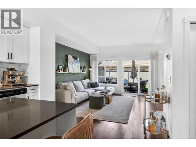 680 Old Meadows Road Unit# 33, Kelowna, British Columbia V1W5L4