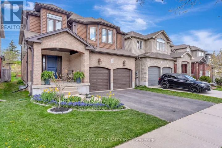 82 MAPLECREST DRIVE, Woolwich, Ontario N0B1M0
