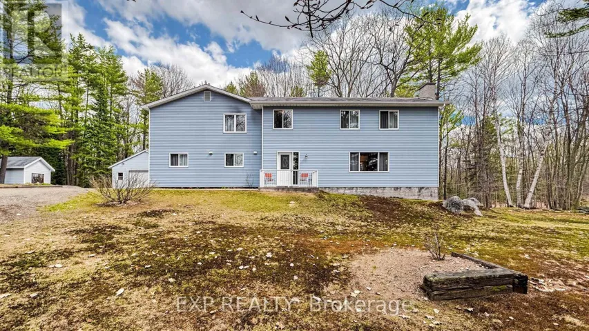 3711 BRUNEL ROAD, Lake of Bays (Mclean), Ontario P0B1A0
