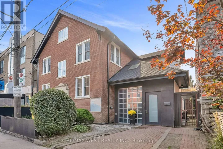 53 ARGYLE STREET, Toronto (Trinity-Bellwoods), Ontario M6J1N8