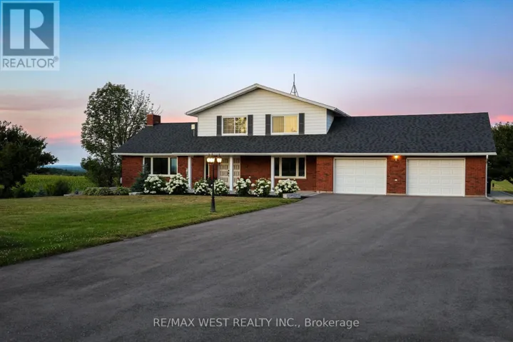2219 COUNTY ROAD 42, Clearview, Ontario L0M1S0
