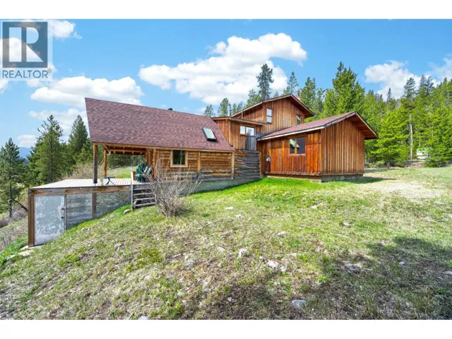 5000 Starshine Way, Merritt, British Columbia V1K1B8