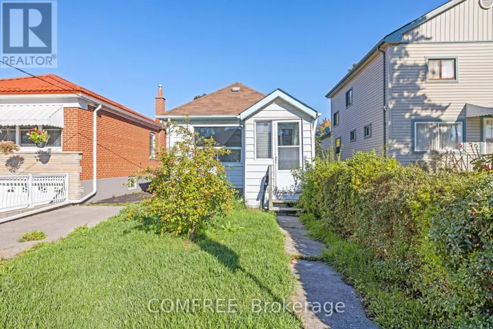 18 GLASGOW AVENUE, Toronto (Clairlea-Birchmount), Ontario M1K1C1