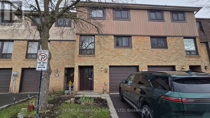 42 - 221 ORMOND DRIVE, Oshawa (Samac), Ontario L1G6T7