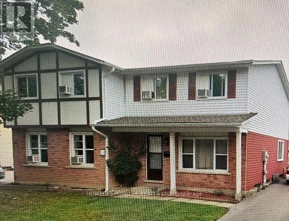 17 - 20 MAYFIELD AVENUE, Waterloo, Ontario N2J4M5
