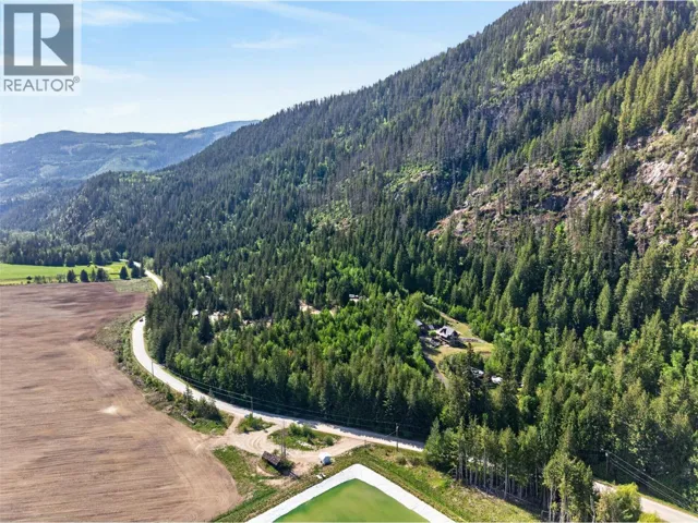 Lot 6 CAMBIE-SOLSQUA Road, Sicamous, British Columbia V0E2V5