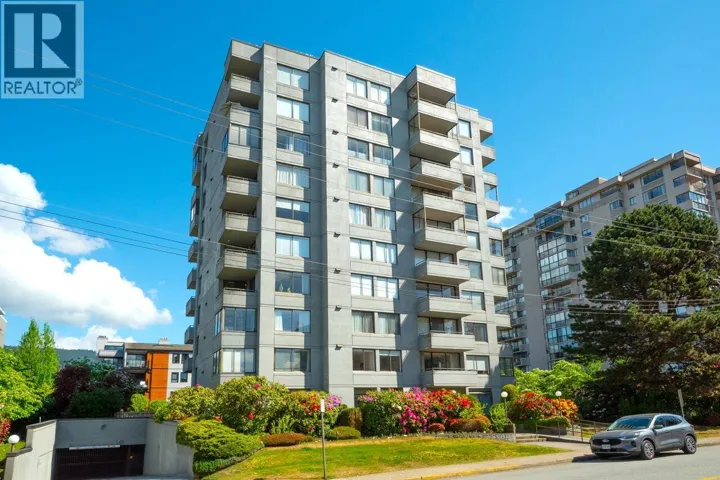701 1341 CLYDE AVENUE, West Vancouver, British Columbia V7T1E8
